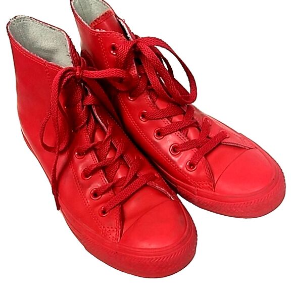 Converse, Chuck Taylor  Red rubber lace up  street hiker unisex sz 6 /8 rare - Picture 1 of 7